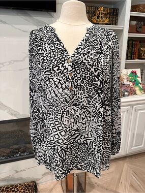 NWOT Lilly Pulitzer Black & White Printed Blouse